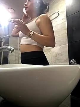 Snapshot of Mila_LS chatting on 10-04-25, 01:01 Mila LS online show from 10-04-25, 01:01