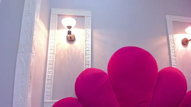 Bonniie 22 online show from 10-27-25, 02:51