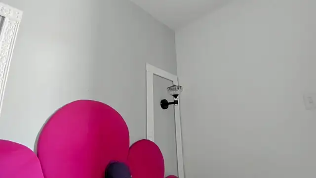 Bonniie 22 online show from 10-24-25, 01:54