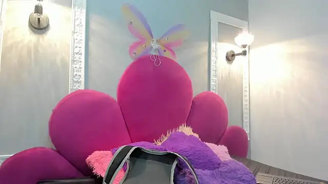 Bonniie 22 online show from 11-13-25, 05:06