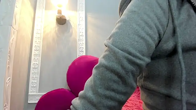 Bonniie 22 online show from 03-06-26, 08:37