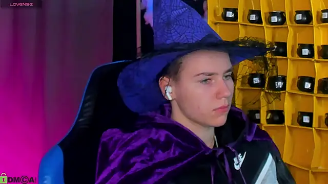 Jean Wilsons online show from 02-19-26, 01:30