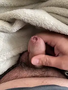 Snapshot of littletoy64 chatting on 10-22-25, 09:42 littletoy64 online show from 10-22-25, 09:42