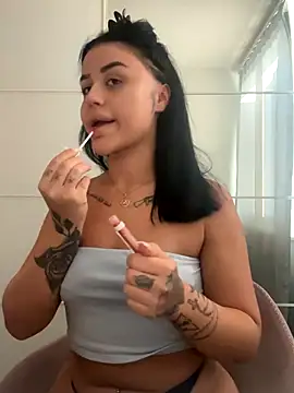 milabigassxoxo online show from 10-16-25, 01:08