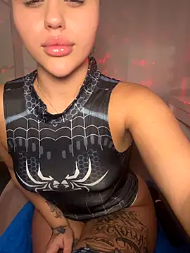 milabigassxoxo online show from 10-21-25, 05:45