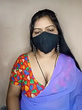 Snapshot of Bagi-Sexy chatting on 10-13-25, 10:17 Bagi-Sexy online show from 10-13-25, 10:17