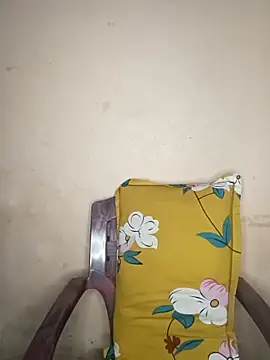 Snapshot of Bagi-Sexy chatting on 03-01-25, 06:11 Bagi-Sexy online show from 03-01-25, 06:11