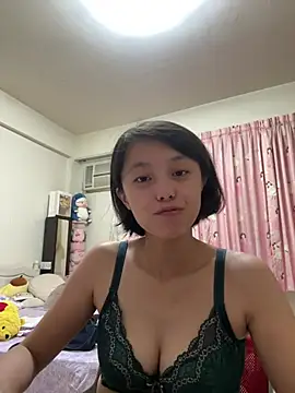 Snapshot of ladypaggy chatting on 06-02-26, 04:40 ladypaggy online show from 06-02-26, 04:40