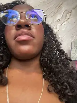 Qeen blackk online show from 09-12-25, 06:18