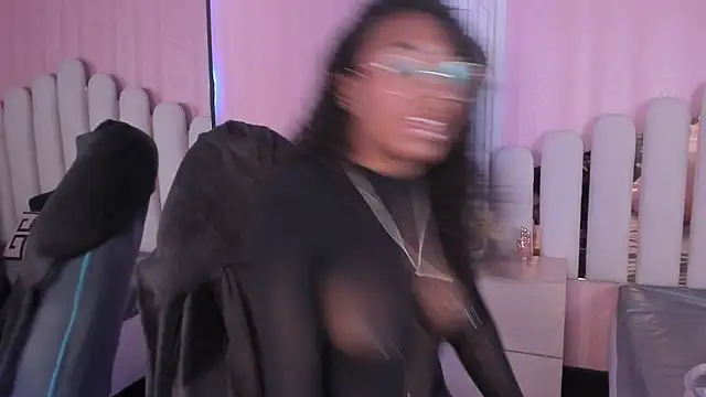 Qeen blackk online show from 04-10-26, 09:00