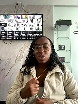 Qeen blackk online show from 09-09-25, 08:18