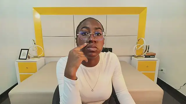 Qeen blackk online show from 11-13-25, 08:02