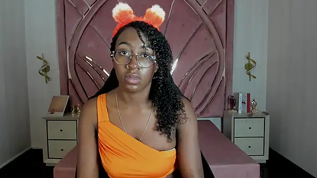 Qeen blackk online show from 10-17-25, 08:43