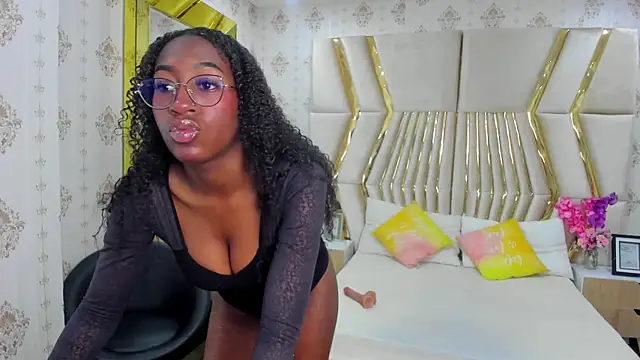 Qeen blackk online show from 03-21-25, 12:28