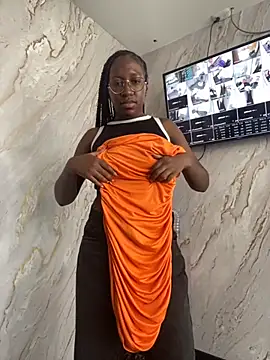 Qeen blackk online show from 10-04-25, 08:10