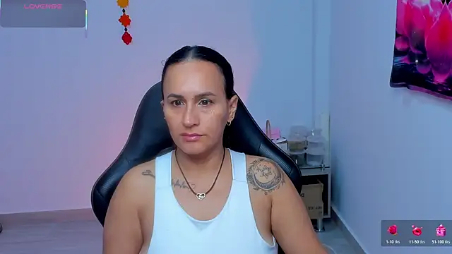 Sara Charmy online show from 05-15-26, 10:57