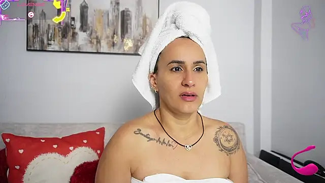 Sara Charmy online show from 11-10-25, 12:10