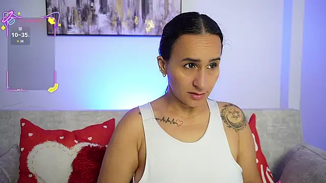 Sara Charmy online show from 10-19-25, 11:35