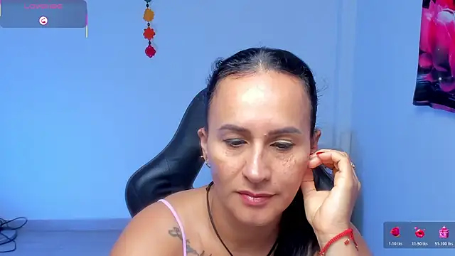 Sara Charmy online show from 05-18-26, 11:15