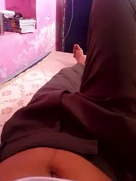 Snapshot of Rahulrana893 chatting on 05-17-26, 06:57 Rahulrana893 online show from 05-17-26, 06:57