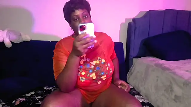 Snapshot of lovelyenigma365 chatting on 03-06-25, 11:31 lovelyenigma365 online show from 03-06-25, 11:31