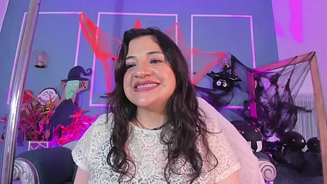 TaraTaylorr online show from 10-26-25, 02:34