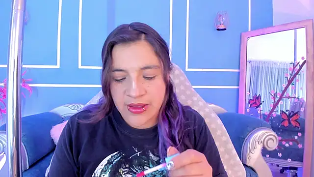 TaraTaylorr online show from 03-18-26, 03:09