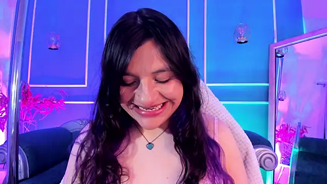 TaraTaylorr online show from 12-05-25, 03:16