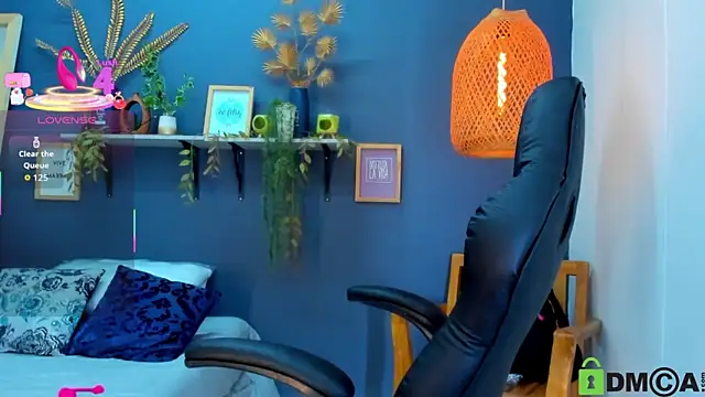 yessila parker online show from 11-05-25, 02:36