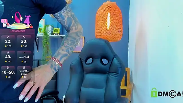 yessila parker online show from 03-26-26, 09:18