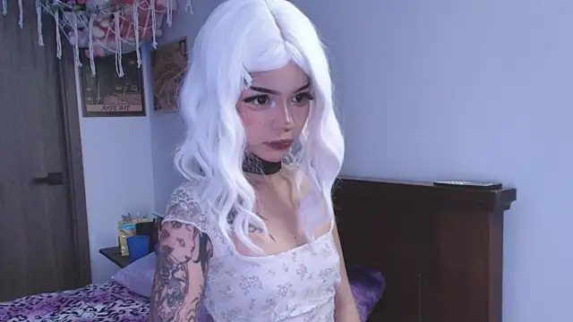  mollycrystal online show from 02-13-26, 08:47