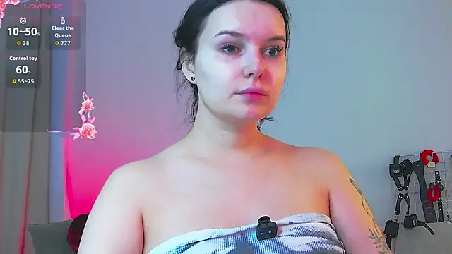 Miss Vic online show from 04-05-26, 02:57