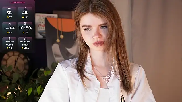 Snapshot of AmityDilley chatting on 10-06-25, 04:13 AmityDilley online show from 10-06-25, 04:13