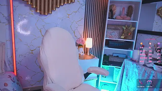 Snapshot of missjudi chatting on 03-10-26, 01:42 missjudi online show from 03-10-26, 01:42