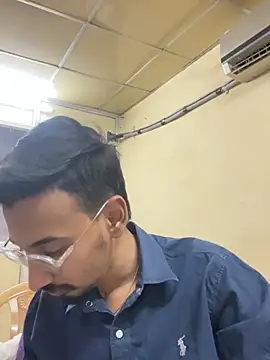 hypersexdriveboi online show from 03-21-25, 06:27