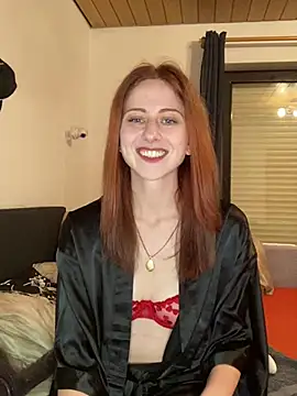 SweetSeraphine online show from 03-05-25, 05:08