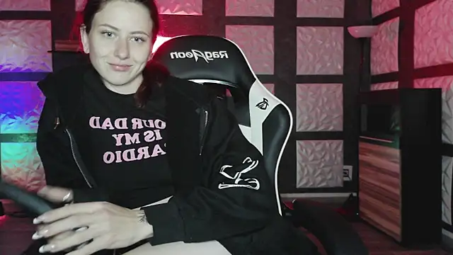 SweetSeraphine online show from 10-04-25, 05:03