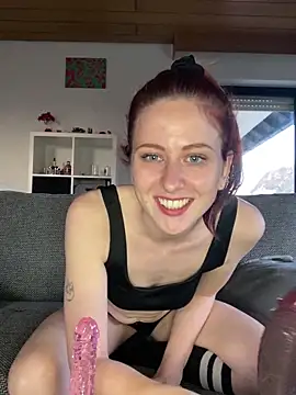 SweetSeraphine online show from 03-06-25, 04:49