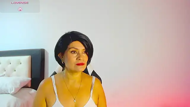 CarolinneFiotti online show from 01-13-26, 11:47