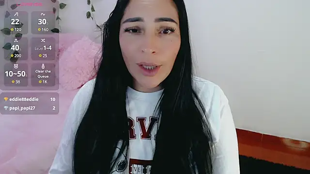 Snapshot of luna_lgomez_ chatting on 03-11-25, 02:29 luna lgomez  online show from 03-11-25, 02:29