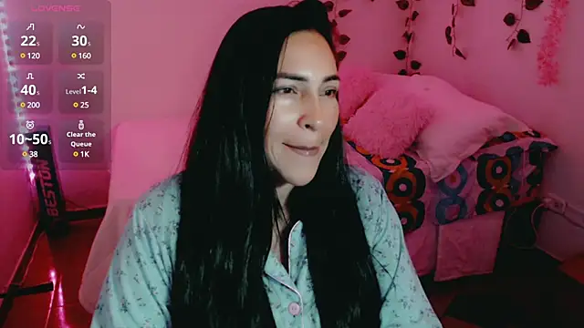 Snapshot of luna_lgomez_ chatting on 03-15-25, 11:19 luna lgomez  online show from 03-15-25, 11:19