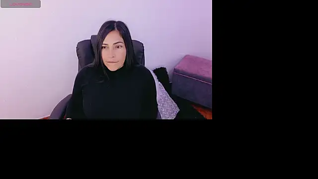 luna lgomez  online show from 03-19-26, 11:21