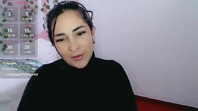 Snapshot of luna_lgomez_ chatting on 03-20-25, 02:21 luna lgomez  online show from 03-20-25, 02:21