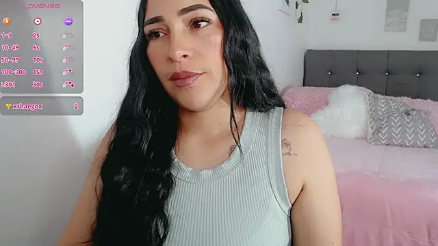 luna lgomez  online show from 02-20-26, 02:08