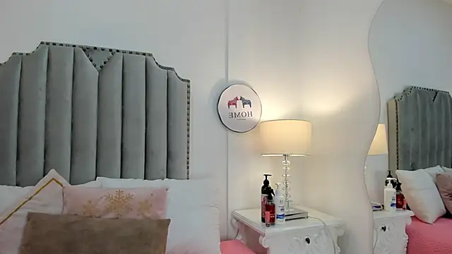 SamantaMarquez online show from 12-20-25, 08:01