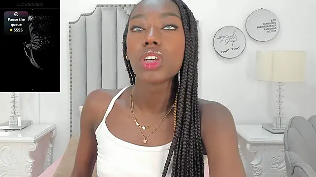 SamantaMarquez online show from 11-19-25, 08:20