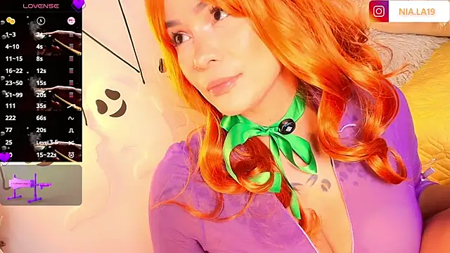 HotAlana  online show from 10-01-25, 04:11