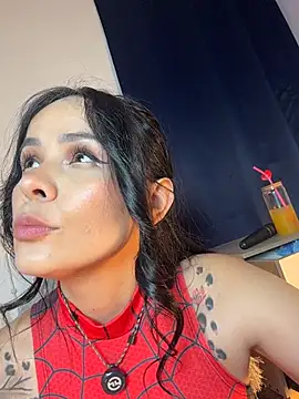 HotAlana  online show from 04-02-26, 01:02