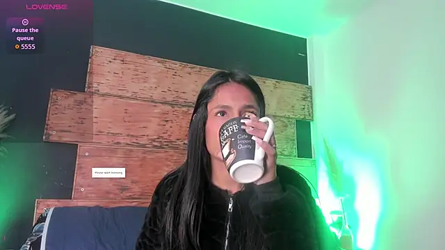 Fernanda liie  online show from 06-24-26, 12:37