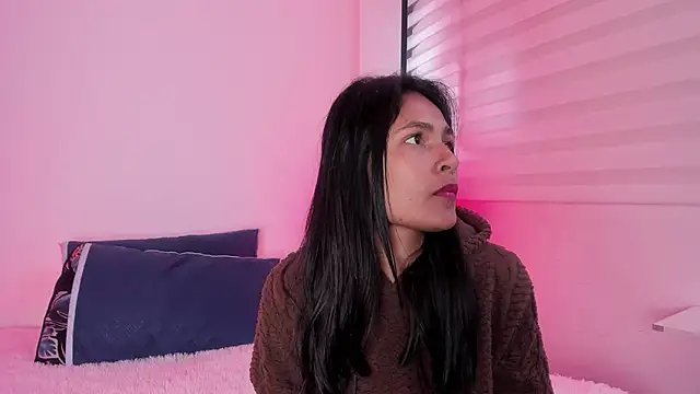 Fernanda liie  online show from 06-12-26, 12:36
